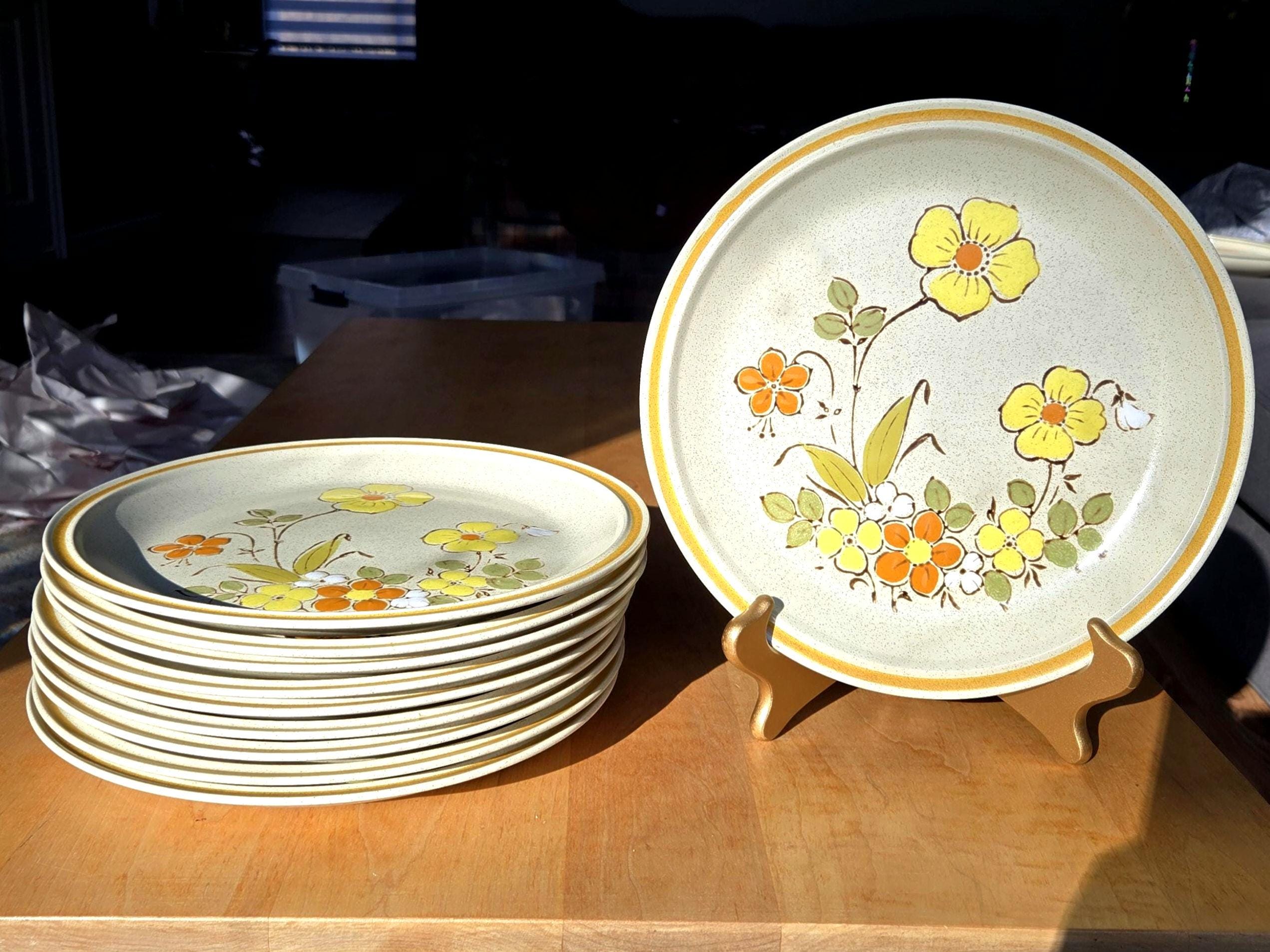 石川隆児　flower rim plate 70s Flower Rim Plate - Etsy