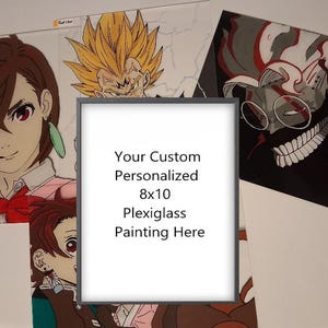 Pode incluir: Pintura personalizada em plexiglass de 8x10 polegadas com retratos de personagens em estilo anime. A obra de arte apresenta vários personagens com traços faciais detalhados e cores vibrantes. A pintura é emoldurada em uma borda preta.