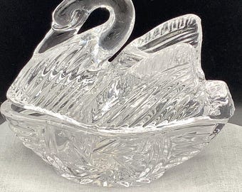 Swan Lead Crystal Trinket Box