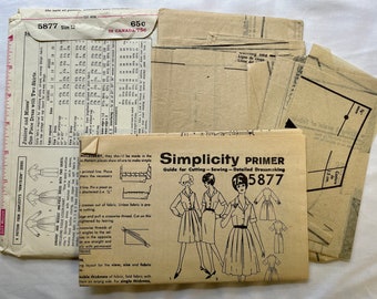 Vintage Dress Pattern Simplicity 5877