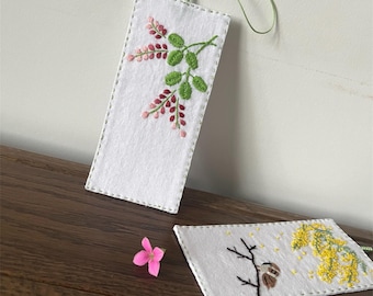 Handmade Embroidered Bookmark, Unique Floral Design, Gift for Book Lovers, Elegant Fabric Bookmark, Personalized Book Accessory