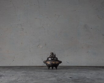 Japanese Decor Antique Brass Tripod Incense Burner with Shishi Finial Phoenix Chrysanthemum and Paulownia Motifs Japan Vintage
