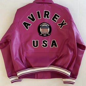 Blouson iconique AVIREX édition USA de couleur rose baie, blouson aviateur militaire, blouson aviateur pour homme, veste en cuir originale pour lui, cadeau pour lui