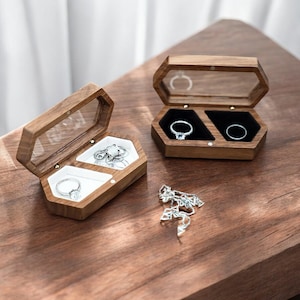 Walnut Wood Ring Display Stand: Jewelry Organizer & Bracelet Holder