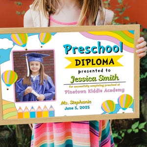 Vorschul-Abschluss-Diplom-Vorlage Zertifikat Kostenlos Canva Bearbeitbar mit Handabdruck Andenken Kindergarten PreK Sofort-Download