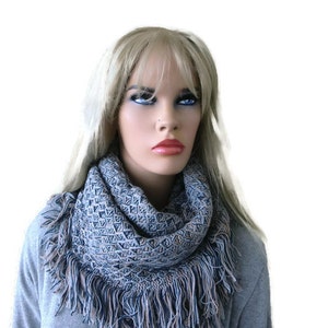 Fringe winter infinity scarf-Rustic cowl-Unisex textured knit cowl Navy, pink and beige-Unisex scarf for men and women image 3