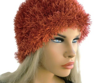 NEW  Funky and furry, Classy rust Roll Hat/ Mutze-Knit hat for teens and adults-Winter hats