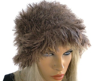 Elegant furry  Roll Hat/ Mutze-Dark brown Knit hat for teens and adults-More colors are coming-Winter hats