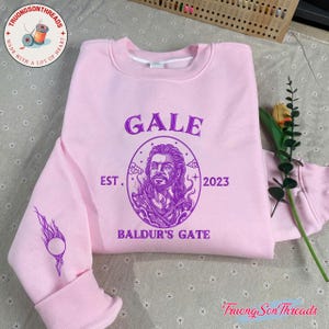 Gale Baldur’s Gate Embroidered Sweatshirt, BG3 Wizard Shirt, Fantasy Gamer Gift, Magic-Themed Cozy Apparel, Cozy Fantasy Apparel
