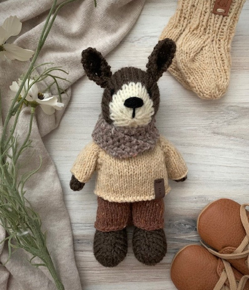 Ryan Knitted Bunny with Gift Box image 2