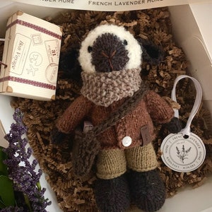 Liam Knitted Lamb with Gift Box image 1