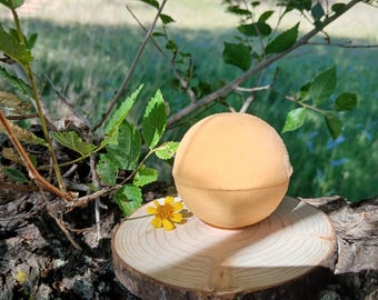 Badebombe mit Orangenblüten | Sprudelnd mit natürlichem Traubenkernöl | Erfrischendes Badeerlebnis mit ätherischen Ölen | Umweltfreundlich