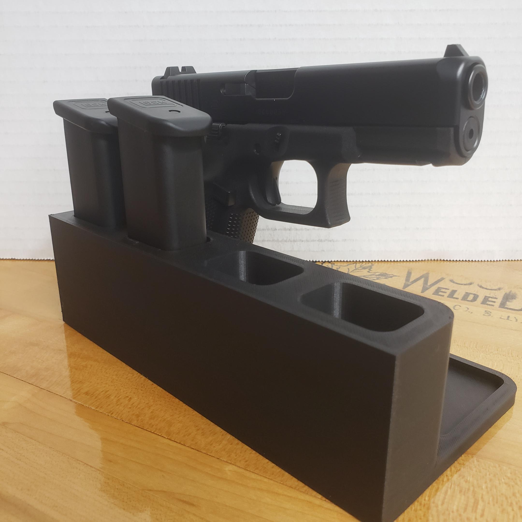 GLOCK 5-Slot Pistol Magazine Rack - Wall Mountable For 9mm Glock 17/19/26 Magazines
