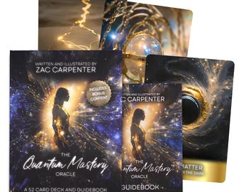 Op de afbeelding: The Quantum Mastery Oracle deck en gidsboek van Zac Carpenter. De omslag toont een silhouet van een persoon met een kosmische achtergrond. Inclusief bonusinhoud. De set bevat 52 kaarten en een gidsboek om je bron te beheersen.