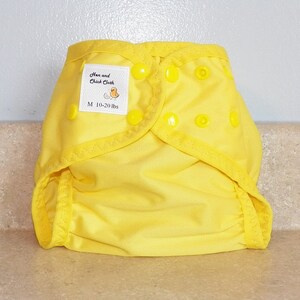 Cubierta de pañales PUL mediana con refuerzos de piernas- 10 a 20 libras- Citron- 22005