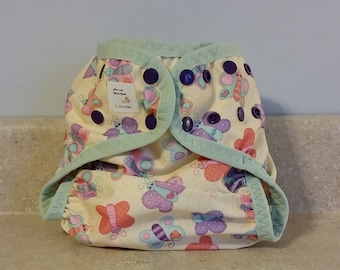 Large PUL Diaper Cover with Leg Gussets- 20 to 30 pounds- Butterflies- 23018