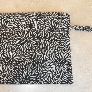Dual Pocket Wetbag- Black and White Batik- 5003