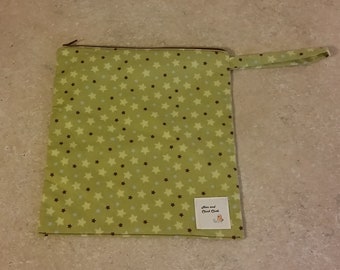 Medium Wetbag- Green Stars- (Inv #3016)