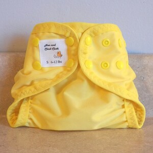 Cubierta pequeña del pañal PUL con carteles de pierna- 6 a 12 libras- Citron- 21011