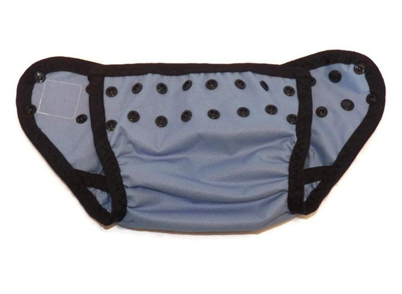 Newborn PUL Diaper Cover with Leg Gussets 4 to 9 pounds Dots on Blue 20024 image 4