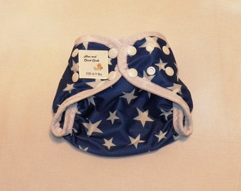 Newborn PUL Diaper Cover with Leg Gussets- 4 to 9 pounds- Stars- 20018