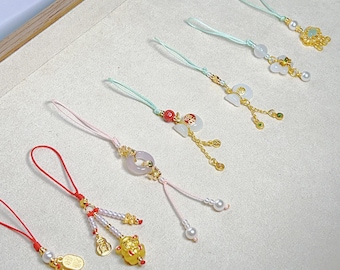 Glücksbringer Handyband | Nette Gold chinesischen Stil Anhänger | Perlen Handy Zubehör | Geschenk für Sie | Hase Katze Schmetterling Taschenanhänger