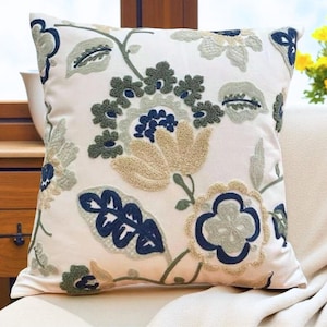 Embroidered Floral Accent Pillow Cover, Textured Botanical Throw Pillow for Sofa, Couch or Bed, 18×18 Modern Farmhouse Decor