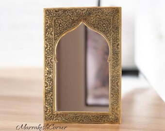 モロッコ　装飾的アーチ型壁掛けミラー モロッコ 装飾的アーチ型壁掛けミラー