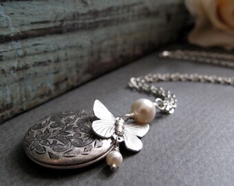 Butterfly Necklace Locket, Antique Silver, Vintage Style Long Necklace Locket Butterfly - FAIRYTALE