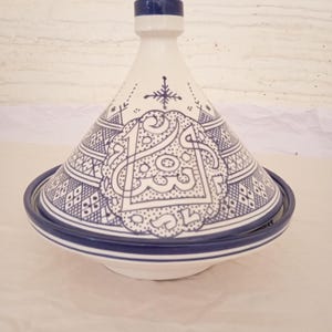 Handmade Ceramic Tagine, Blue Tagine for Elegant Table Eating, Kitchen Services And Gifts, Pottery Tagine Pot, Kitchenware, Lead Free, tagin