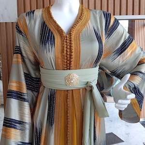 Moroccan Takchita Handmade Kaftan Dress for women, wedding caftan, Nikkah Dress, Bride kaftan, Handcrafted kaftan with Exquisite Embroidery