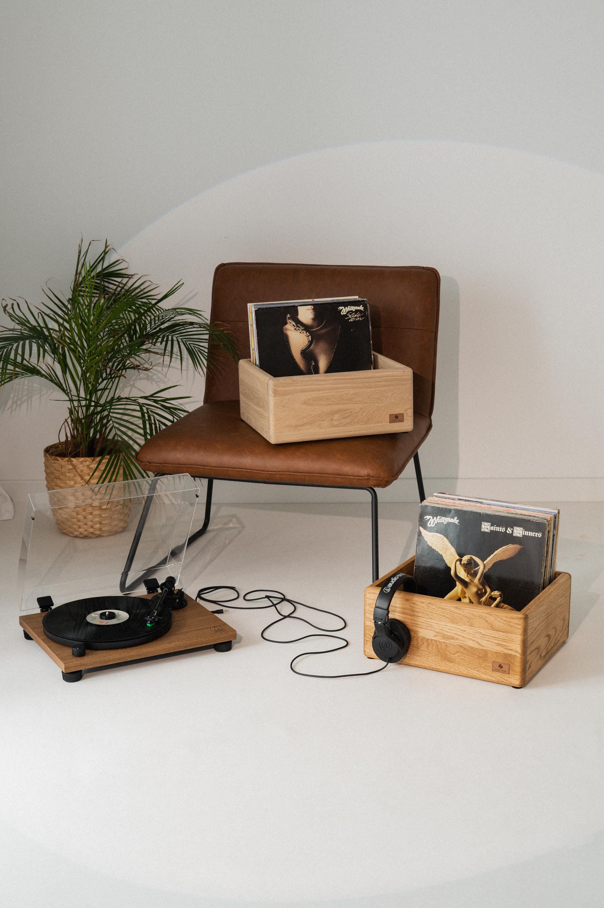 Mobile vinili esclusivo, mobile giradischi rovere, mid-century modern, mobile TV legno, porta vinili, supporto per giradischi in legno