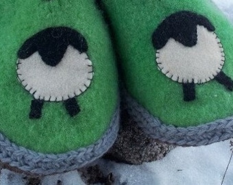 Woolie Upcycled Felties Slipper PATTERN- large/x-large