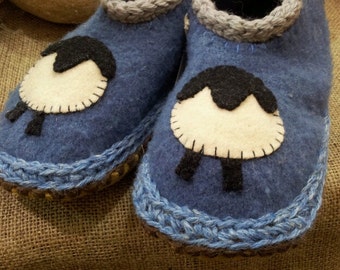 Woolie Upcycled Felted Slipper PATTERN - S/M