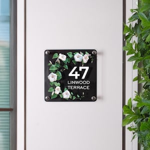 Custom White Floral House Number Sign – Personalized Metal & Acrylic Address Plaque – Waterproof Outdoor Door Sign