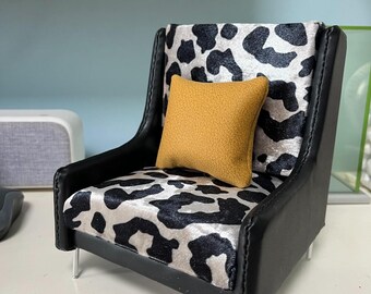 1:6 Scale dollhouse sofa – Handmade Dollhouse Furniture for 30cm Dolls, Collectible Mini Chair Gift