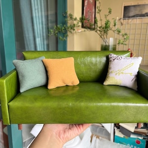 1:6 Scale Modern Miniature Sofa – Handmade Dollhouse Couch with Pillows – For Barbie, Blythe, BJD, Diorama