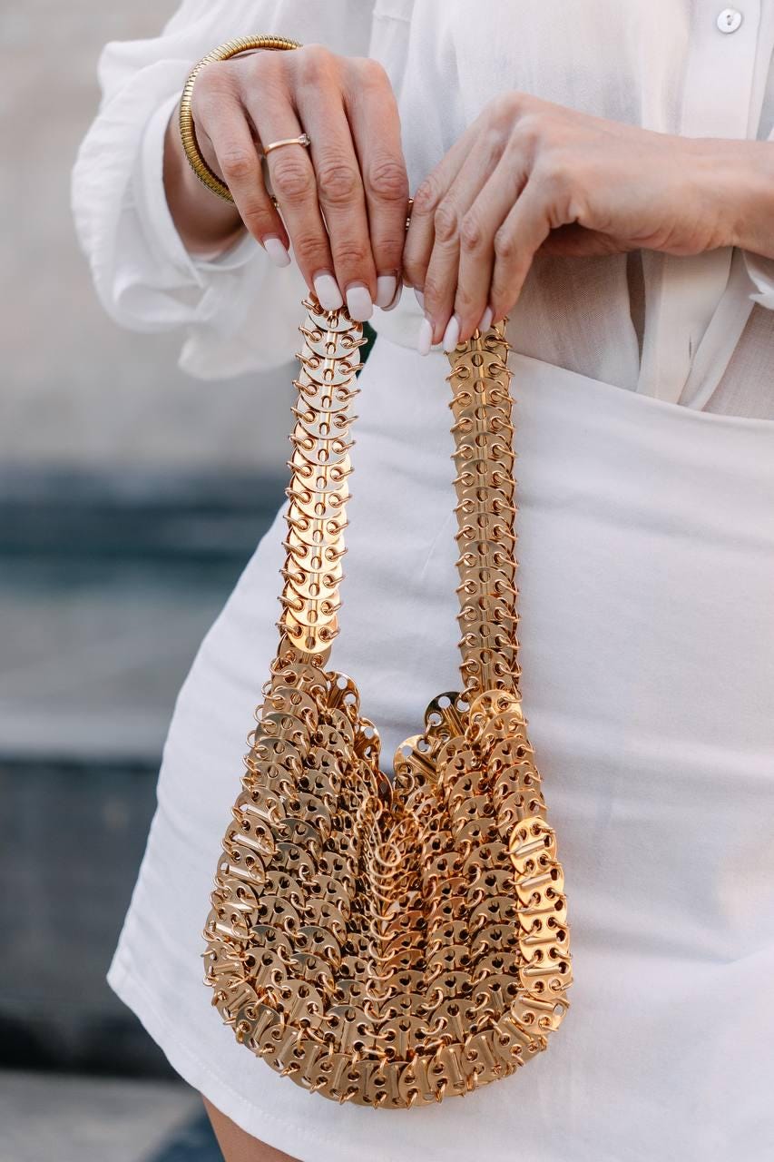 Gold Metal Disc Bag: Elegant Evening Shoulder Bag