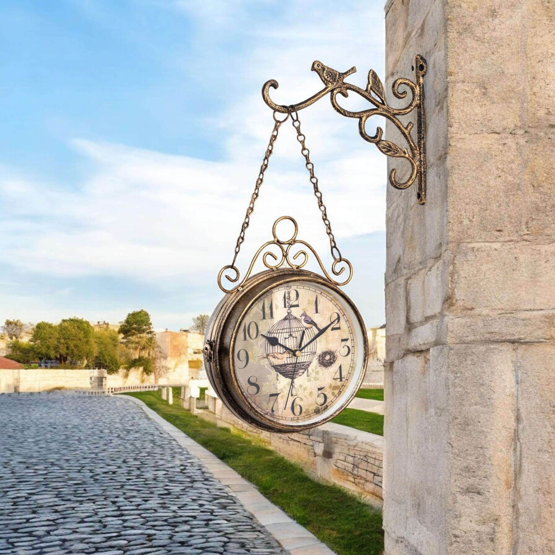Creative Retro Double-sided Wall Clock | Elegant Iron Art Design ...