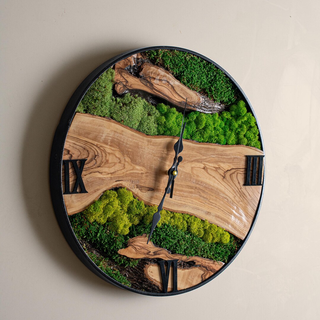 Handmade Moss & Olive Wood Clock, Metal Frame, Preserved Moss Wall ...