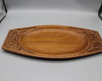 Wood-Carved Walnut Tray: Bulgarian Kitchen Decor (16.2&quot;x8&quot;x0.8&quot;)
