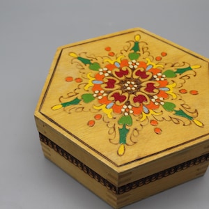 Wooden Box for Personal Items. Vintage Wooden Box. Hand Pyrographed and Painted Box. Home Decor. Rustic Decor.