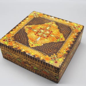 Wooden Box for Personal Items. Vintage Wooden Box. Hand Pyrographed and Painted Box. Home Decor. Rustic Decor.