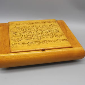 Wooden Box for Personal Items. Vintage Wooden Box. Hand Pyrographed and Painted Box. Home Decor. Rustic Decor.