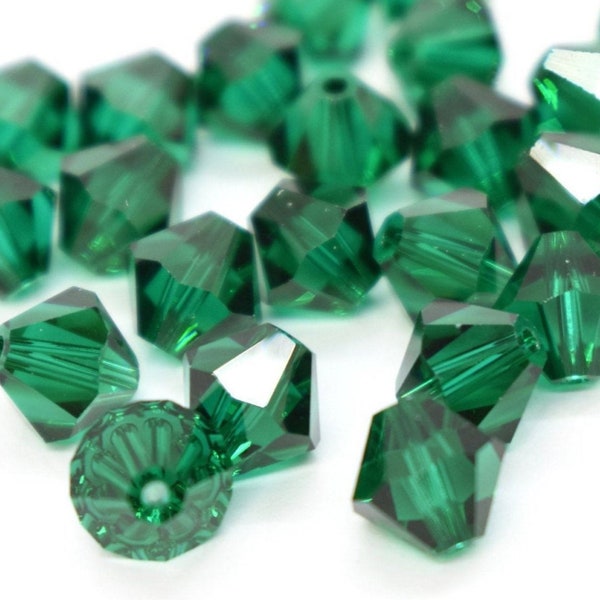 U Pick 100pc / 200pc Preciosa 3mm 4mm 6mm Emerald Green Bicone Crystal Bead Compatible avec Swarovski Crystals 5328 pour la fabrication de charme de bijoux