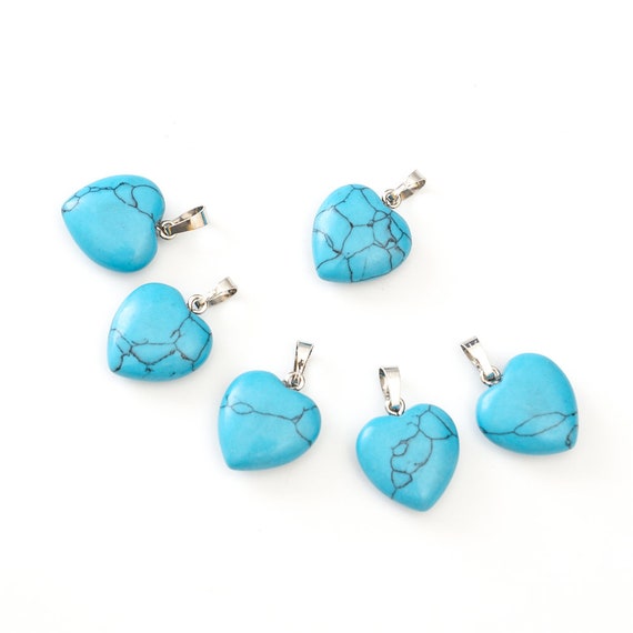 Pendentif En Howlite Bleue Pierre Chakra Reiki - Longueur 6,5 Cm - Occasion Comme Neuf