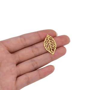 10pcs Tarnish Resistant 27mm Filigree Leaf Drop Pendant 18K Yellow Gold Plated Brushed Brass Connector For DIY Craft Earrings Jewelry Making