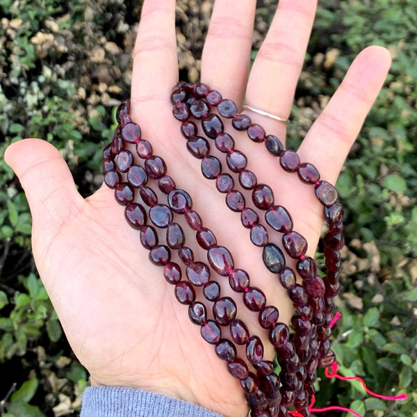 1 Strand/15" Natural Garnet Healing Gemstone 6mm to 8mm Free Form Oval Tumbled Pebble Stone Bead for Bracelet Earrings Jewelry Making