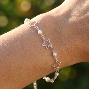 Open Star Charm Bracelet, Silver Pearl Beaded Chain, Delicate Bracelet, Celestial Jewelry, Boho Stackable Bracelet Thanksgiving Gift for Her