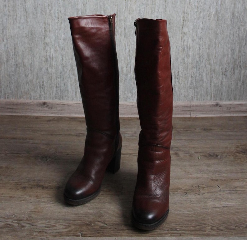 Italian Tall Brown Leather Boots (7 US/ 38 EU) main image 0